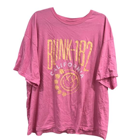 Blink 182 Licensed Pink Graphic Tee Size 2XL - Picture 1 of 2